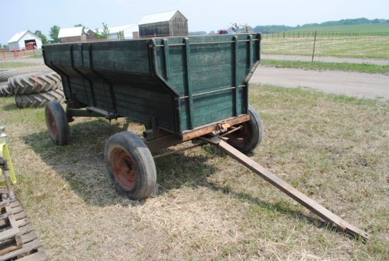 Barge box on running gear
