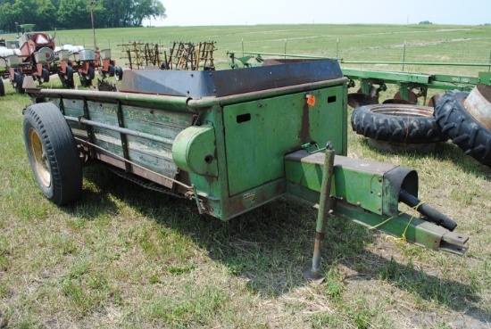 John Deere 40 manure spreader, single beater, wooden, pto, works
