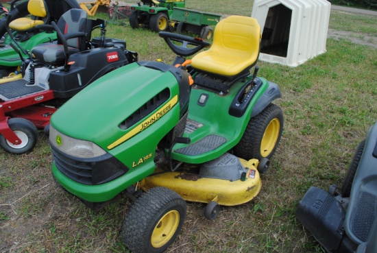 John Deere LA165 riding mower, 48" deck, Briggs & Stratton 24HP, shows 95.1 hours, runs & drives, KE