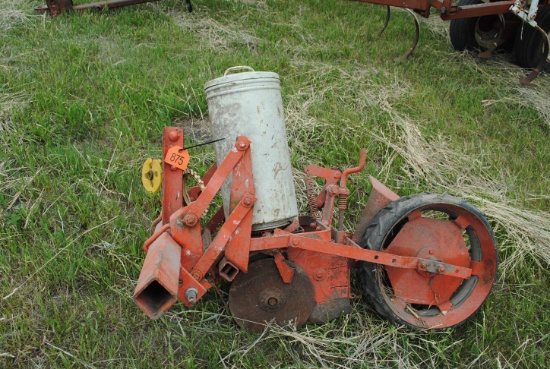 Allis Chalmers 1-row planter