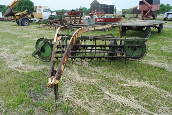 John  Deere 894A Hay Rake