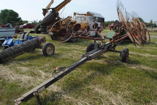8-Wheel V-rake