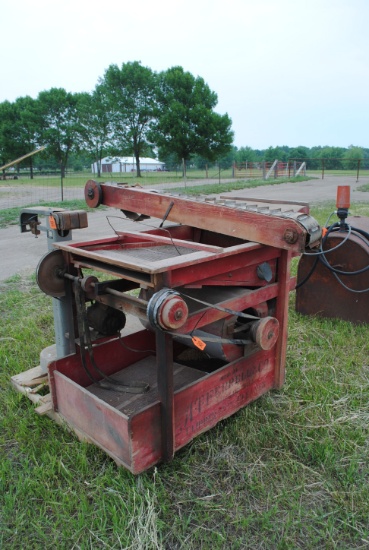 Fanning mill