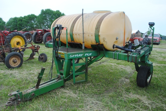 Spray Pup 750-Gallon Tank on Trailer, set up for pull behind or pull between, had water in it last y