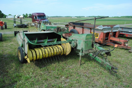 John Deere 24T Baler with John Deere 30 kicker, pto shaft, has manuals, owner states it works - he b
