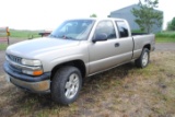 2002 Chevy Silverado 1500, extended cab, 5.3V8, automatic, 4WD, shortbox, shows 201,857 miles, see r