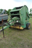 John Deere 410 Round Baler, makes 4'x5' bales, owner says they used it last year for the baling seas