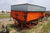 Kory Farm Equipment gravity box, dent in side, no running gear