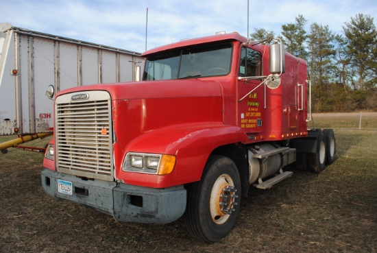"**T**  2000 Freightliner Semi Tractor, N14 Cummins, 10-speed, sleeper, cruise, air-ride suspension,