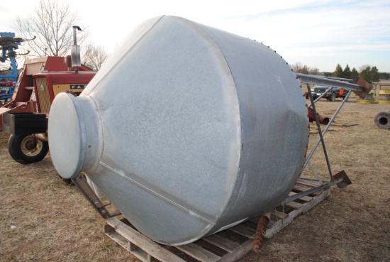 2-Ton Bulk Bin, auger, ladder, parts are there
