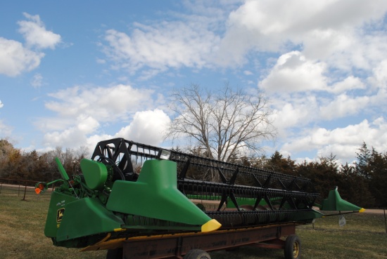 JD 925 Bean Head, "WORKS" Poly fingers (trailer sold separate)