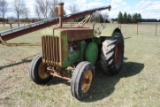 John Deere Model D Tractor, wide front, Fenders 540pto, draw bar - NOT RUNNING- guessing motor is ti