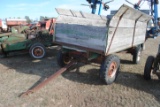 Silage wagon w/ hoist on 4 wheel running gear