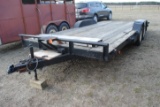 **T**   1989 Deluxe Trailer, 18'x7' between fenders, 8' full width, 5-bolt wheels, ramps, tandem axl
