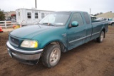 **T*** 1998 Ford F-150- 2WD Extended cab, long box, receiver hitch, Automatic, cloth int. power wind