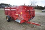 VanDale Schwartz Feeder wagon been used for sawdust, 540pto, 14' long, 