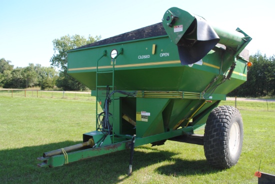 Unverferth GC3500 Grain cart with 12" unload auger, 1,000 pto, light kit, newer gear box put on 4-5