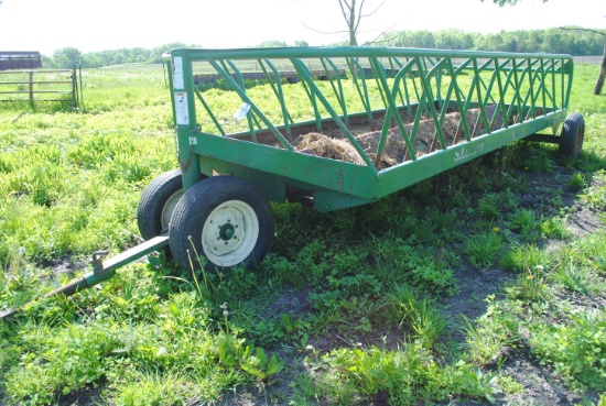17' S.I. Arrow Front Hay Feeder, tricycle front wheels