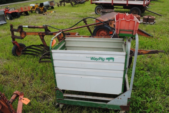Way Pig "Raytec" Mechanical scale on wheels with heat lamps, scale will weigh up to 200#, measures 3