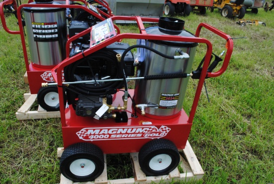 Magnum 4000 Pressure Washer hot water, wand and nozzles included, new - never had oil in it - read t