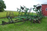 John Deere 960 Wing-fold Field Cultivator, 12' main with 6' wings, 3-bar harrow