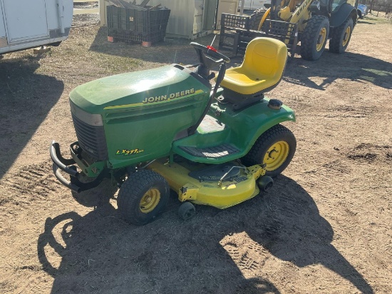 John Deere LX277 AWS Riding Mower with 48" deck, Kawasaki 17HP, has new sea
