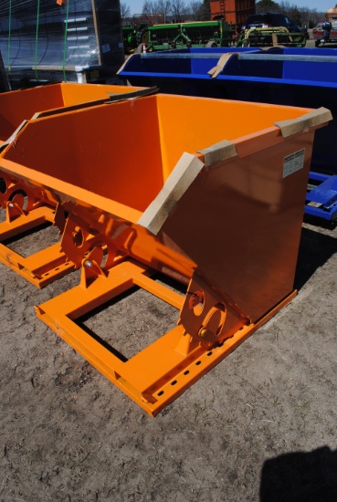 Great Bear 1 cubic yard Self Dumping Hopper Fork pockets- NEW
