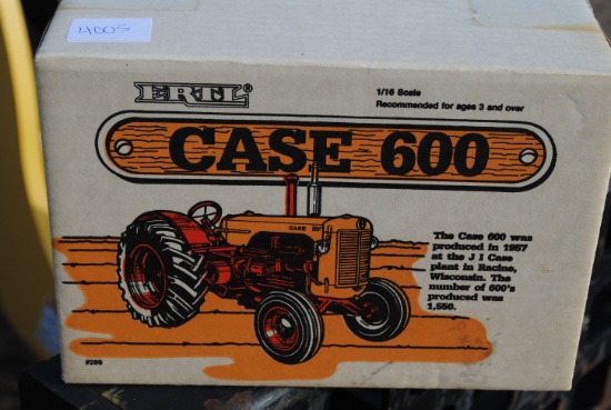 Ertl 1/16 CASE 600 in box