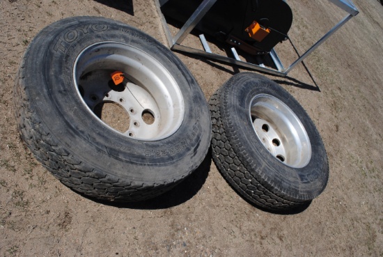 Set of (2) 295-75R22.5 tires with 10-bolt rims