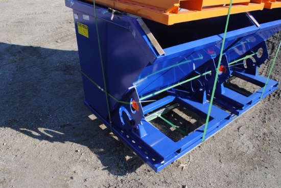 Unused 2025 Greatbear (1CY) Self-dumping Hopper, fork pockets