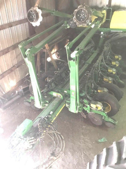 JD 1770 16x30 CCS Planter