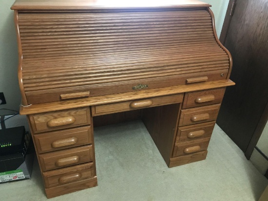 Roll top desk