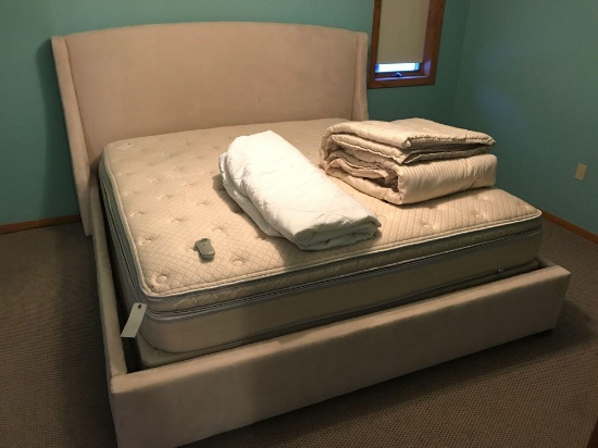 King-sized "Sleep Number" Bed
