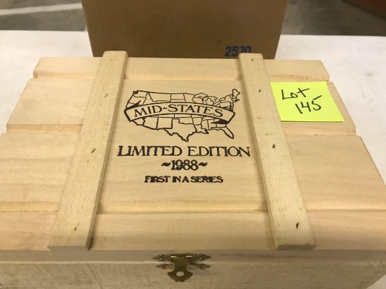 1988 Limited Edition 1/64 Wood Display Box