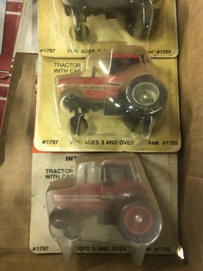 1/64 Tractor Assortment