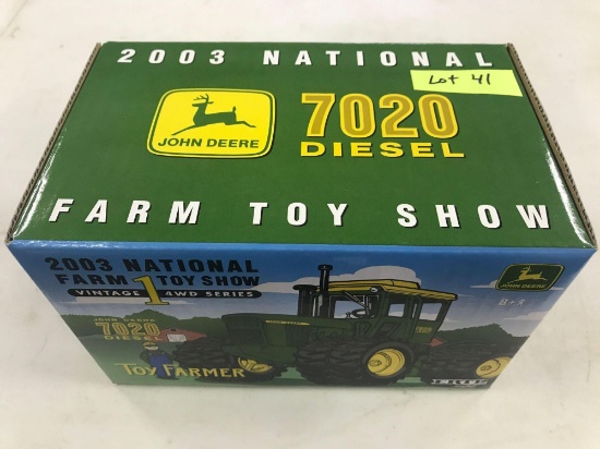 John Deere "7020" 4wd National Toy Farm Show 2003 NIB
