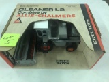 Allis Chalmers Gleaner 