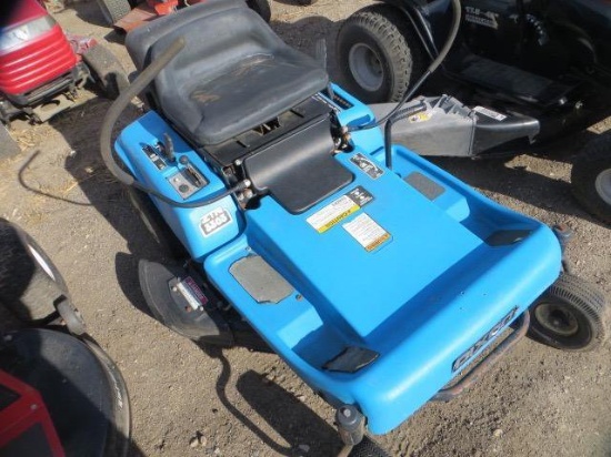 Dixon ZTR 3303 Riding Mower