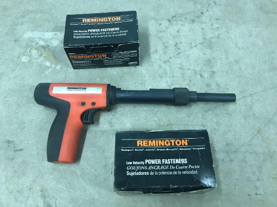 Remington R300 powder actuated tool, with 22 caliber caps and 3'' nails (2 boxes)