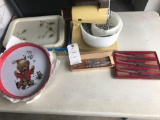 Sunbeam mixer w/ bowls and beaters, plus several serving trays - NO SHIPPING