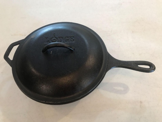 Lodge cast iron pan w/lid (Shipping available)