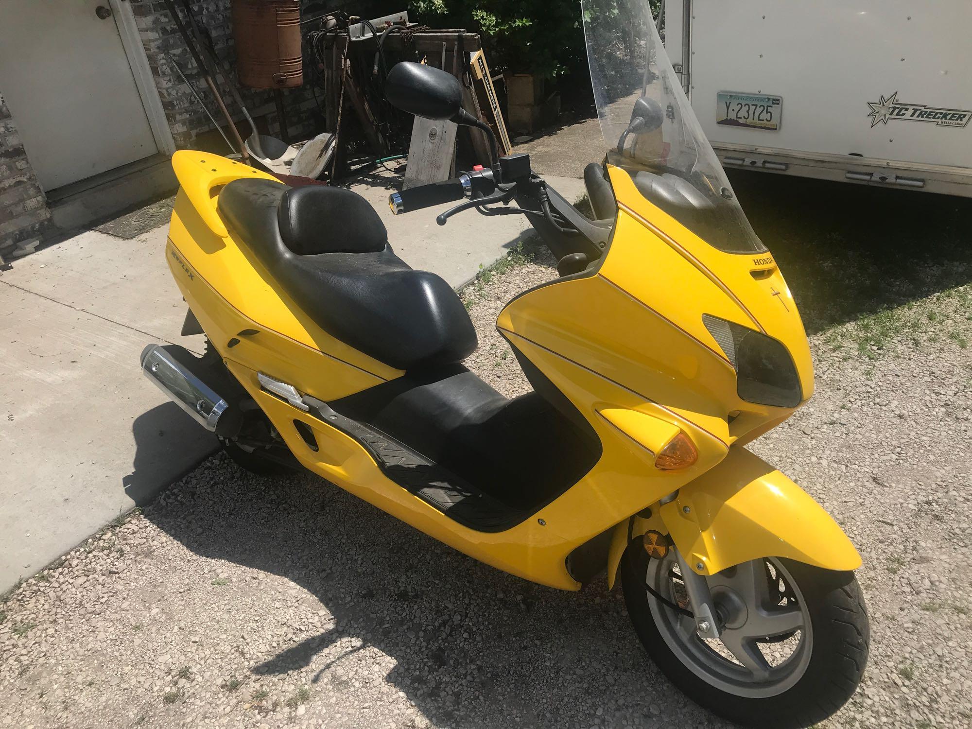 2003 Honda Reflex Scooter w/GIVI windshield, 7796 | Proxibid