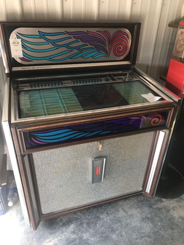 Juke Box Rock Ola Princess 1977 Holds 50 Records 100 Selects 25 Cents For 2 Plays No Estate Personal Property Personal Property Online Auctions Proxibid