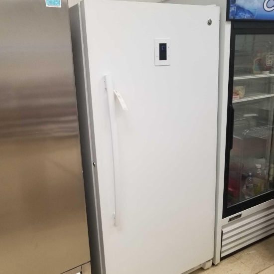 GE 20cf Upright Freezer