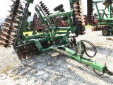 John Deere 637 32' Tandem Disc