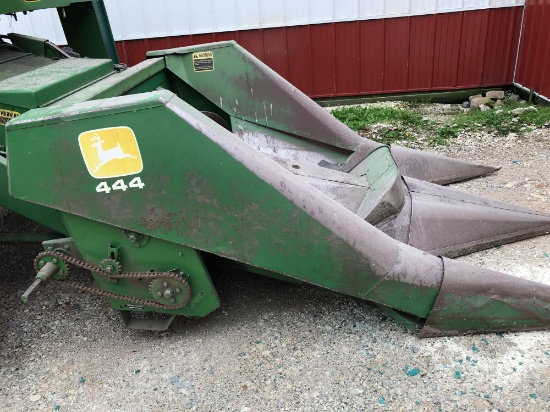 John Deere 244 2RW Cornhead