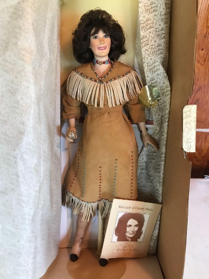 Franklin Heirloom doll in original box w/ stand "Loretta Lynn" - 19'' tall w/ suede dress