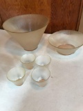 Matching bowl set (2 bowls, 4 Custer dishes) ribbed side