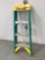 WERNER 4' FIBERGLASS STEPLADDER