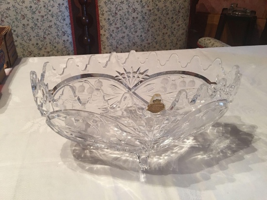 Genuine lead crystal hand cut oblong 4 footed fruit bowl (with original tag and in excellent